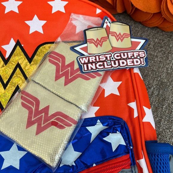 ❣️🆕Accessory Innovations DC Comics Wonder Woman Backpack❣️ - Picture 10 of 12